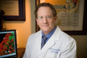 Eric F. Bernstein, MD, maailmankuulu dermatologinen laserkirurgi ja tutkija.